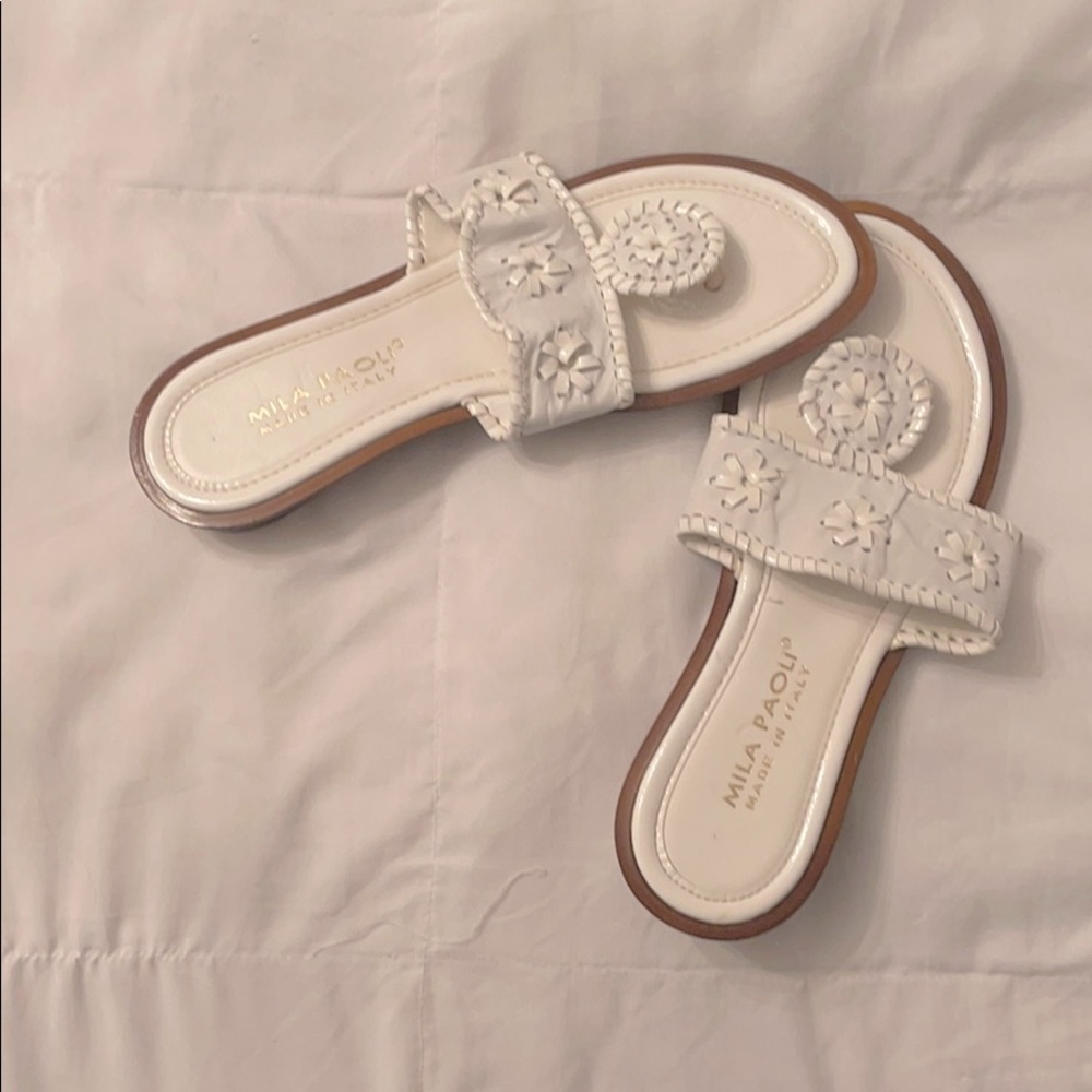 MILA PAOLI sandals